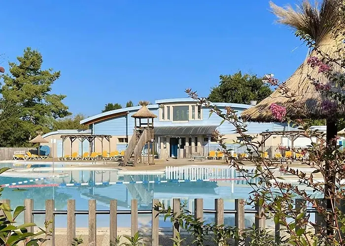 Climatise Avec Jardin Et Wifi - 2 Pers. - Animaux Admis - Fr-1-841-11 *