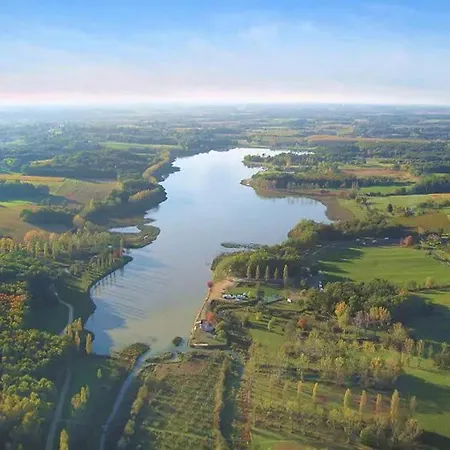 Climatise Avec Jardin Et Wifi - 2 Pers. - Animaux Admis - Fr-1-841-11 * Барботан-ле-Терм